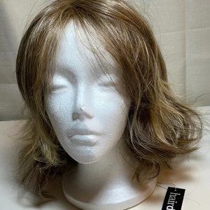 Hairdo Wig wave it Off Medium length NWT, Hair  U weat